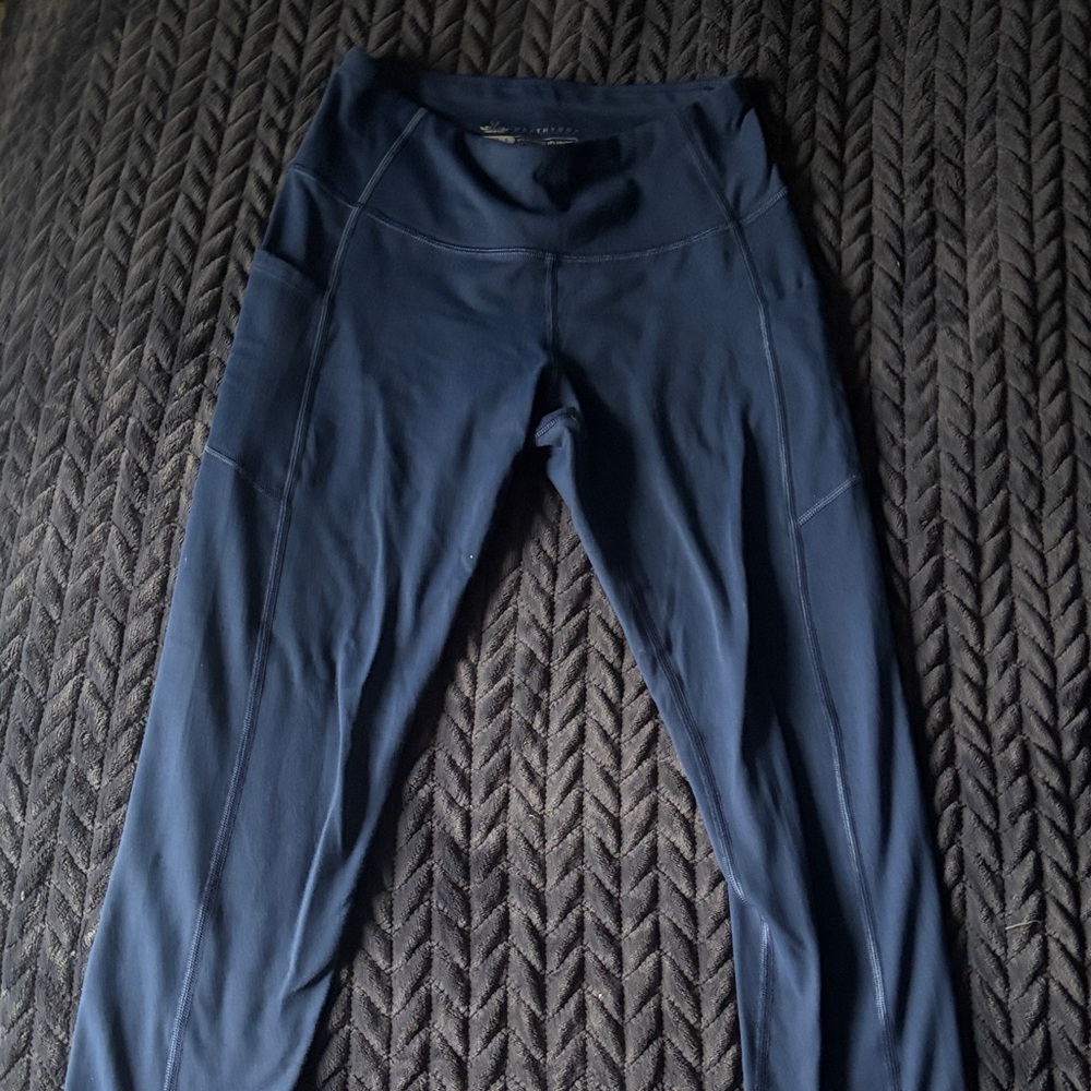 HeathYoga Navy Blue Leggings - Picture 2 of 4